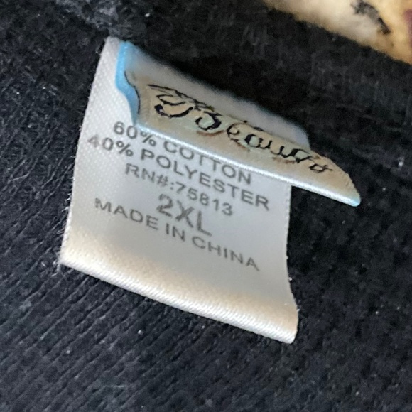 Bay Beauty Black Long Sleeve Top, Embellished Cross sz M (marked 2XL in error) - Picture 9 of 9